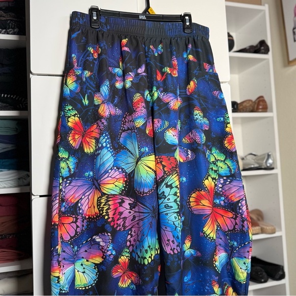 NWOT Dark Blue and Purple Butterfly Colorful Patterned Wide Leg Pants Size 1X - Picture 4 of 5